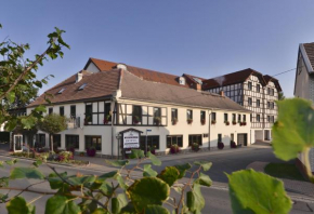  Adler Golf-& Tagungshotel  Харт-Пёльниц